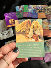 Load image into Gallery viewer, «Daily Guidance from Your Angels» Oracle Deck + Bag + Smudging Stick