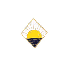 Load image into Gallery viewer, Pins / Badges - Sun & Moon Pair