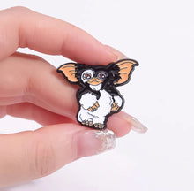 Load image into Gallery viewer, Pins / Badge - Gizmo