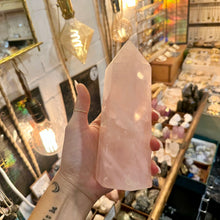 Load image into Gallery viewer, Crystal Pointy Tower ❥ Rose Quartz