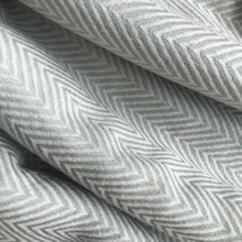 Load image into Gallery viewer, Throw Scarf • Marco • 100% Pure Cashmere • Handmade • Grey