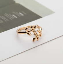 Load image into Gallery viewer, Rings • Leaves