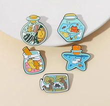 Load image into Gallery viewer, Pins / Badge - Cats in a Bottle
