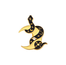 Load image into Gallery viewer, Pins / Badge - Snake Collection
