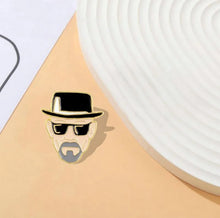 Load image into Gallery viewer, Pins / Badge - Breaking Bad / Heisenberg
