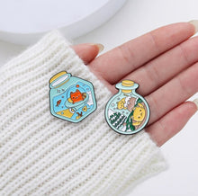Load image into Gallery viewer, Pins / Badge - Cats in a Bottle
