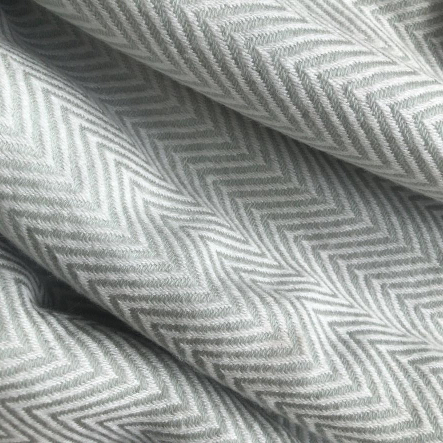 Throw Scarf • Marco • 100% Pure Cashmere • Handmade • Grey