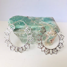 Load image into Gallery viewer, Ethnic Earrings • Sunny
