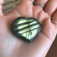 Load image into Gallery viewer, Crystals • Hearts • Labradorite
