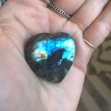 Load image into Gallery viewer, Crystals • Hearts • Labradorite
