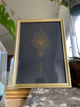 Load image into Gallery viewer, Prints ❥ Unalome
