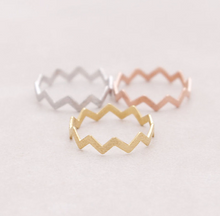 Load image into Gallery viewer, Rings • Minimal ZigZag
