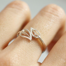 Load image into Gallery viewer, Rings • Leaf
