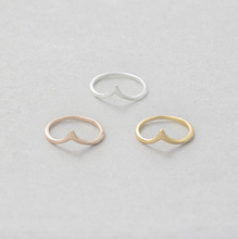 Load image into Gallery viewer, Rings • V Shape
