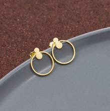 Load image into Gallery viewer, Stud Earrings • Minimal • Little Round
