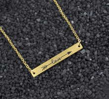 Load image into Gallery viewer, Charm Bracelet • Love Arrow
