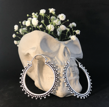 Load image into Gallery viewer, Ethnic Earrings • Jocelyne
