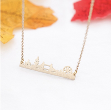Load image into Gallery viewer, Charm Bracelet • London Skyline
