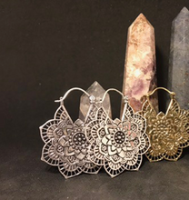 Load image into Gallery viewer, Ethnic Earrings • Floriane
