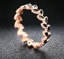 Load image into Gallery viewer, Ring • Rose Gold Leaf
