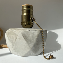 Load image into Gallery viewer, Lamp ❥ Concrete • Losange
