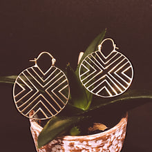 Load image into Gallery viewer, Ethnic Earrings • Elodie
