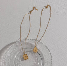 Load image into Gallery viewer, Northern Light • Diamond Necklaces

