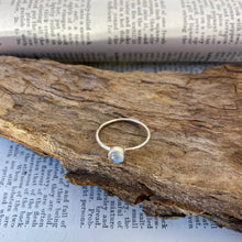 Load image into Gallery viewer, Labradorite Ring • 925 Sterling Silver

