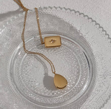Load image into Gallery viewer, Northern Light • Diamond Necklaces
