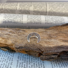 Load image into Gallery viewer, Silver Ring • Moon Crescent • 925 Sterling Silver
