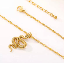 Load image into Gallery viewer, Snake Necklace
