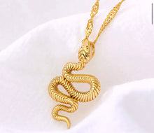 Load image into Gallery viewer, Snake Necklace
