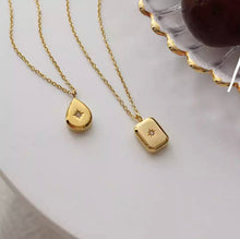 Load image into Gallery viewer, Northern Light • Diamond Necklaces
