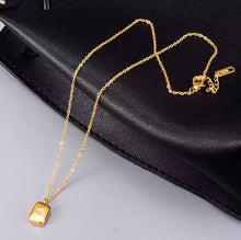 Load image into Gallery viewer, Northern Light • Diamond Necklaces
