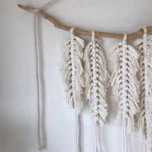 Load image into Gallery viewer, Feather Like Wall Macrame
