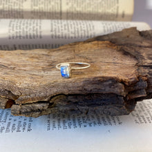 Load image into Gallery viewer, Labradorite Ring • 925 Sterling Silver
