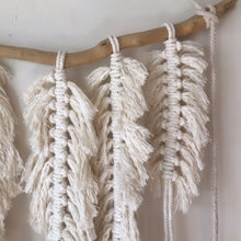 Load image into Gallery viewer, Feather Like Wall Macrame
